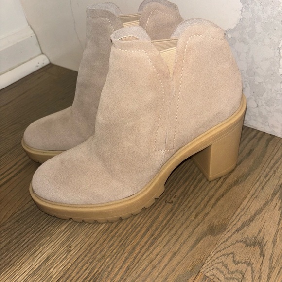 Dolce Vita Cashe H2O Waterproof Boots in Dune Suede Size 9.5 - Picture 1 of 14